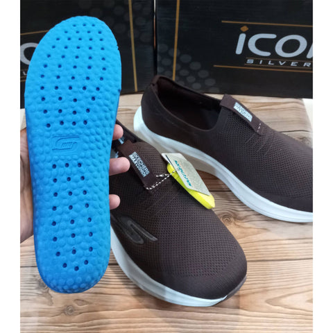 Max Cushioning Skechers with Air-Cooled Memory Foam