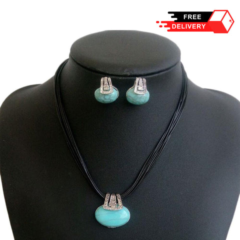 Fashion Jewelry Gift Set Silver Retro Earrings & Necklace