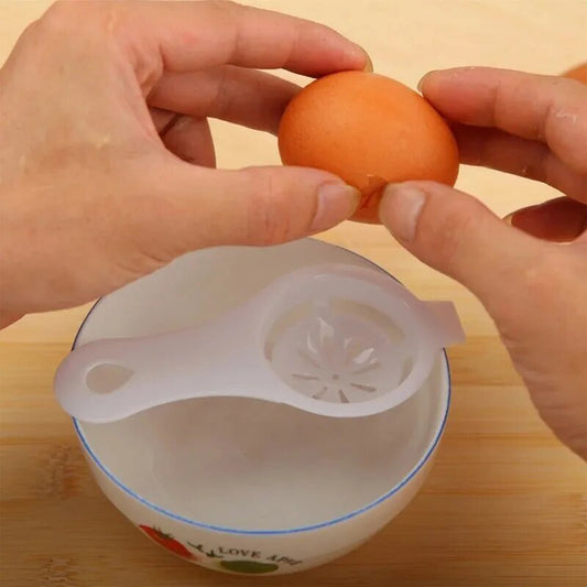 1Pcs Spoon Shape Egg Yolk Filter